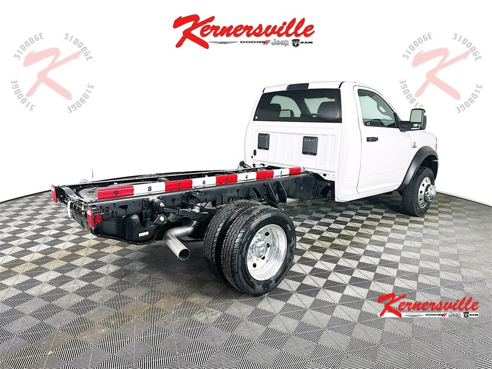 2026 Ram 4500 & 5500 - Image 7 of 21