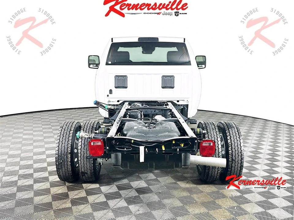 2026 Ram 4500 & 5500 - Image 6 of 21