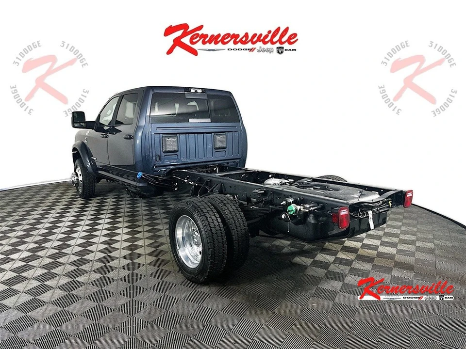 2026 Ram 4500 & 5500 - Image 5 of 12