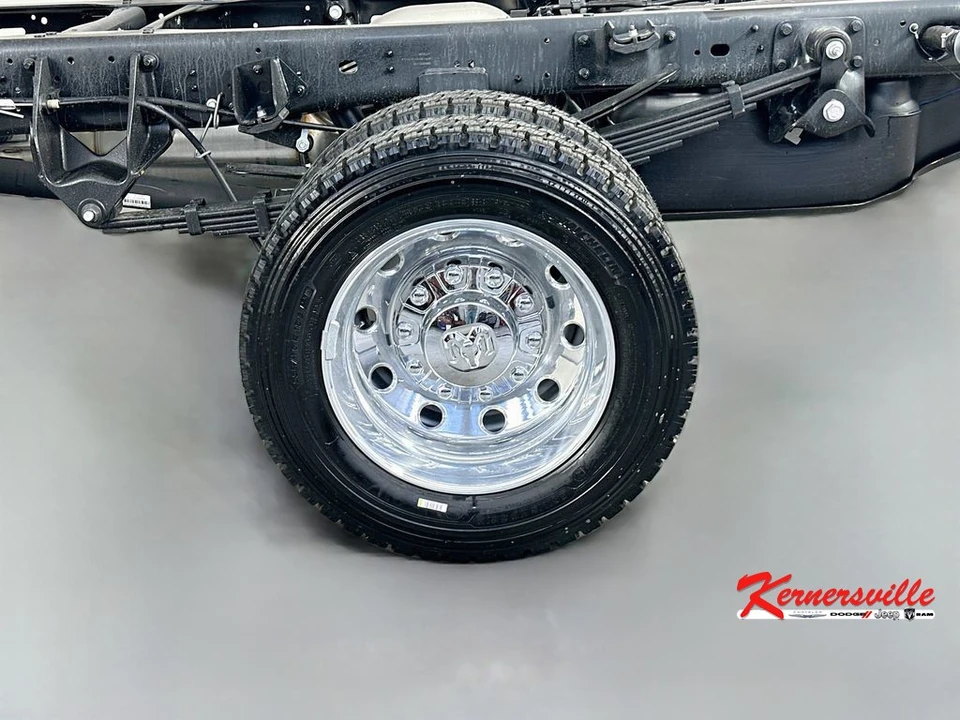 2026 Ram 4500 & 5500 - Image 20 of 21