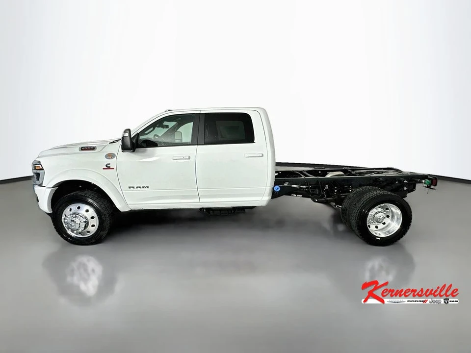2026 Ram 4500 & 5500 - Image 4 of 21