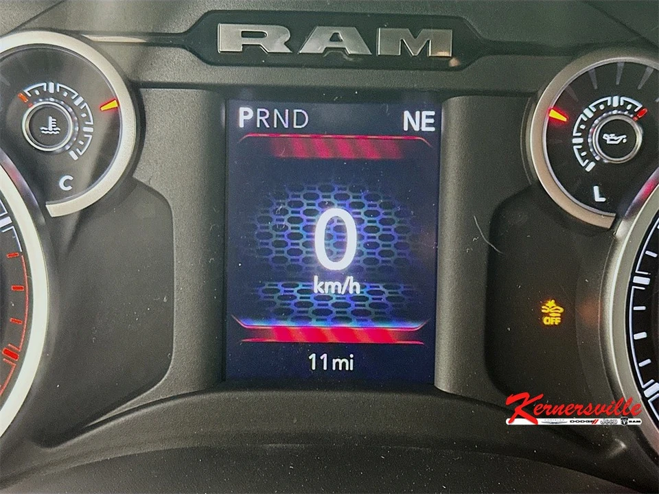 2026 Ram 4500 & 5500 - Image 11 of 21