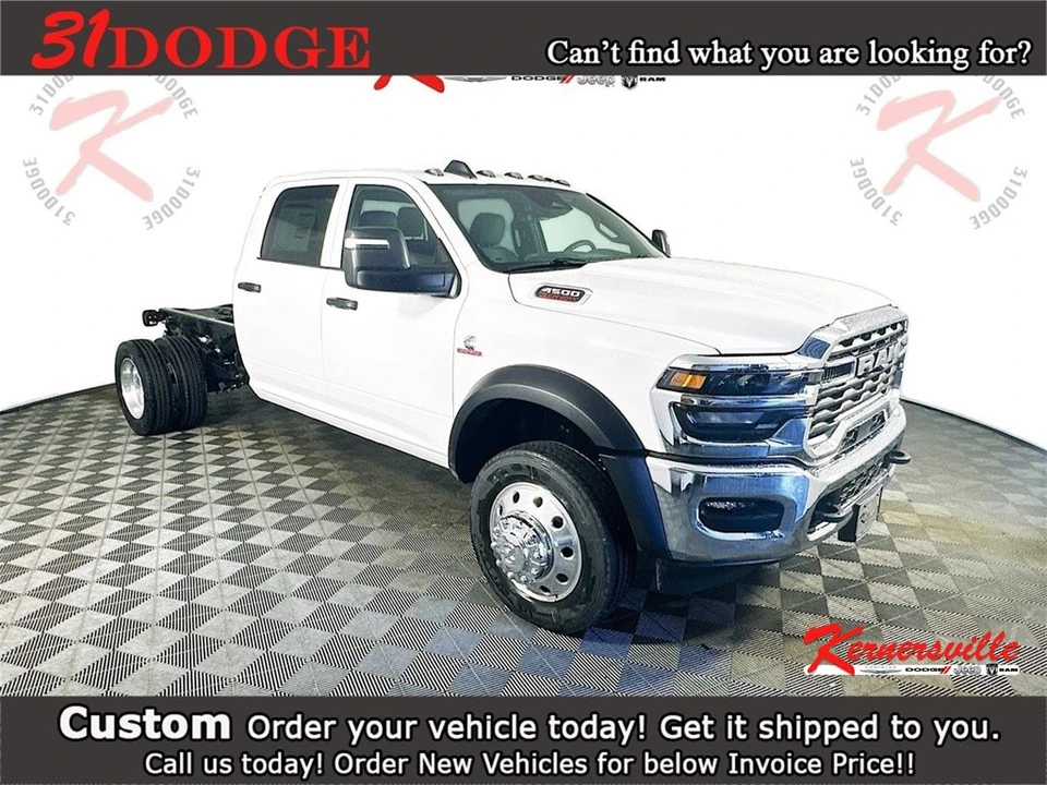 2026 Ram 4500 & 5500 - Image 15 of 21