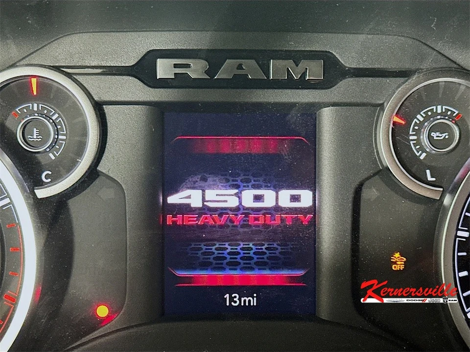 2026 Ram 4500 & 5500 - Image 11 of 21