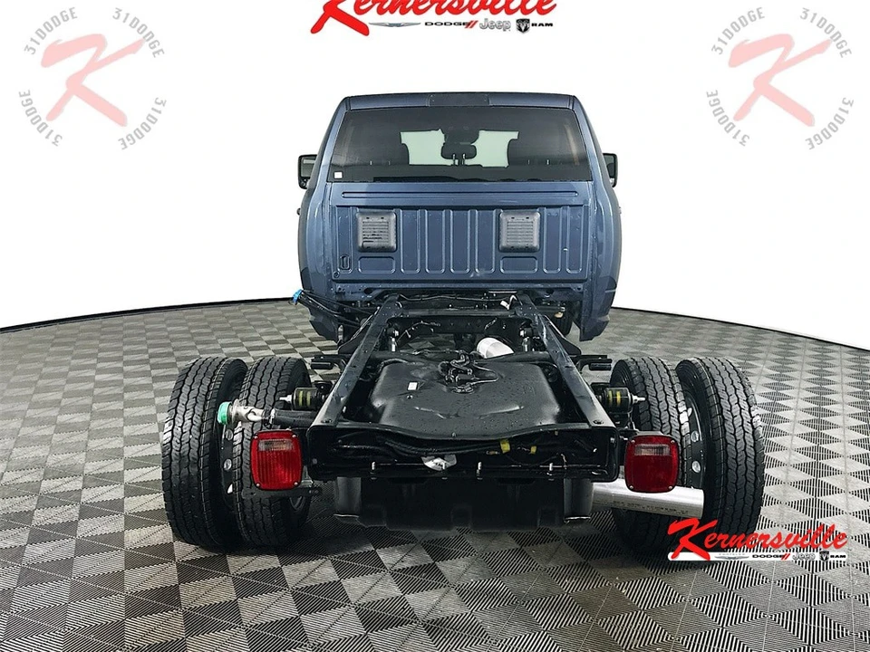 2026 Ram 4500 & 5500 - Image 6 of 21