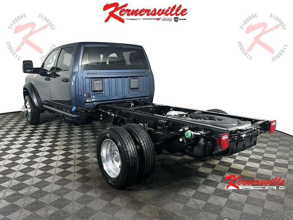 2026 Ram 4500 & 5500 - Image 5 of 21
