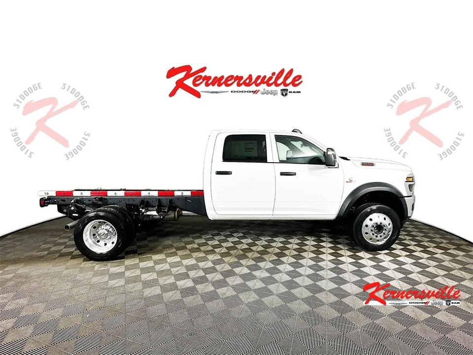 2026 Ram 4500 & 5500 - Image 8 of 20