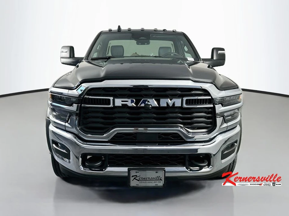 2026 Ram 4500 & 5500 - Image 2 of 21