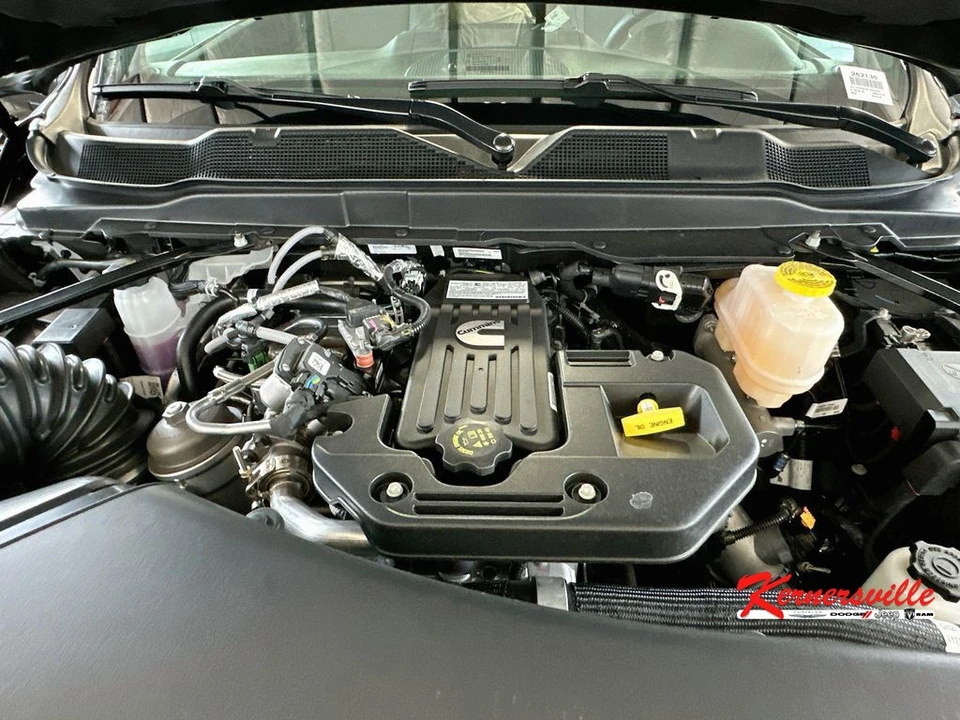 2026 Ram 4500 & 5500 - Image 17 of 21