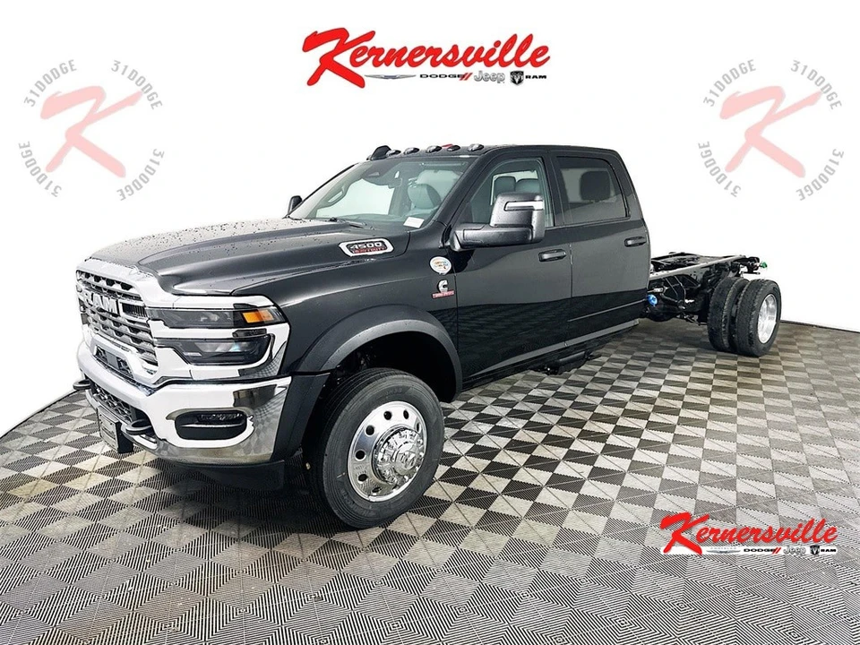 2026 Ram 4500 & 5500 - Image 3 of 21