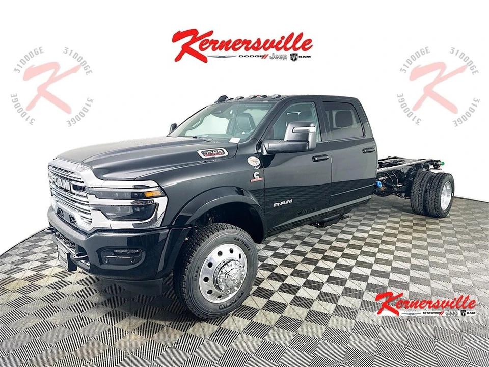 2026 Ram 4500 & 5500 - Image 3 of 20