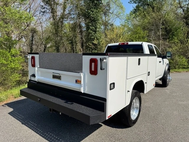 2026 Ram 4500 & 5500 - Image 7 of 21