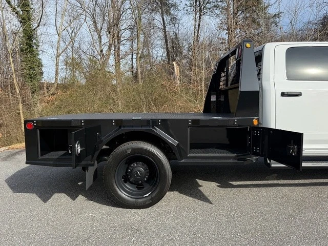 2026 Ram 4500 & 5500 - Image 7 of 21