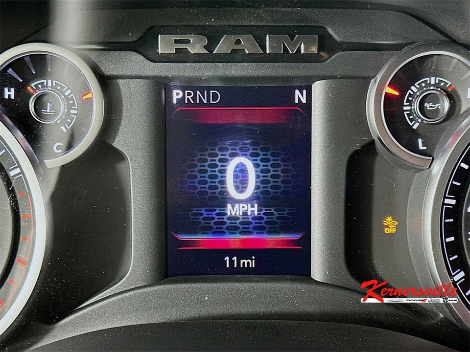 2026 Ram 4500 & 5500 - Image 11 of 20