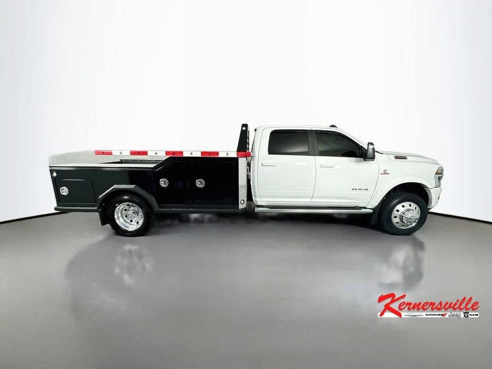 2026 Ram 4500 & 5500 - Image 8 of 24