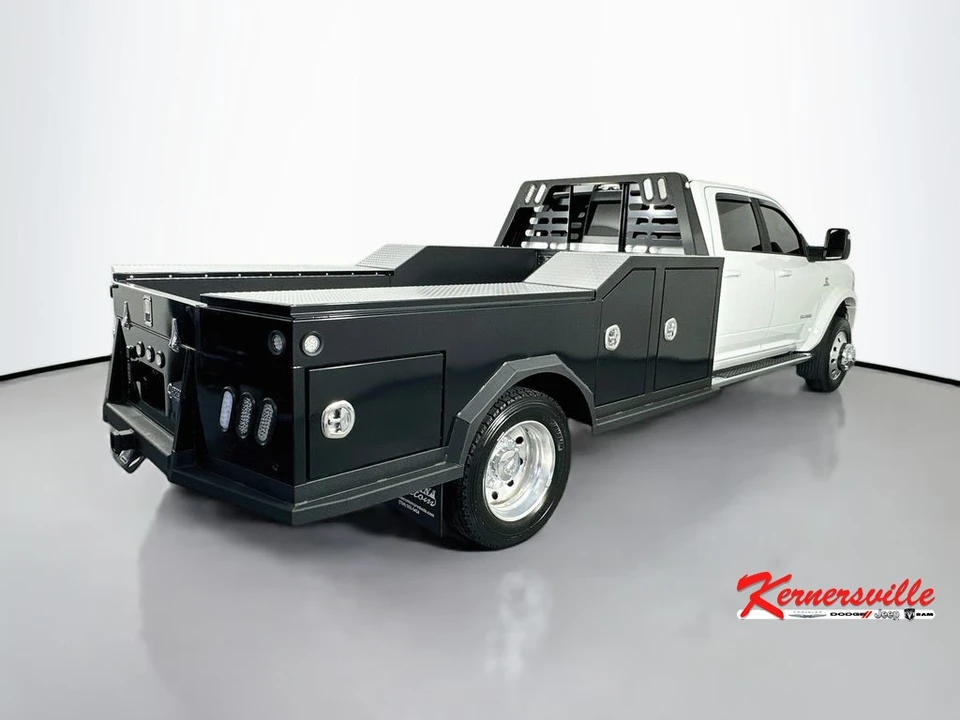 2026 Ram 4500 & 5500 - Image 7 of 24