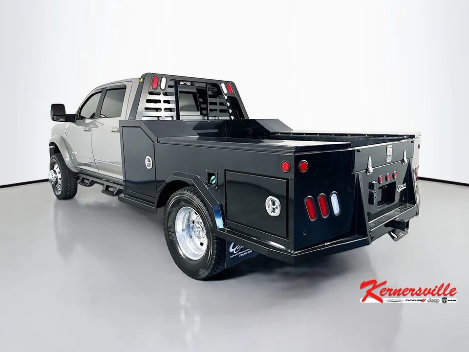2026 Ram 4500 & 5500 - Image 5 of 24
