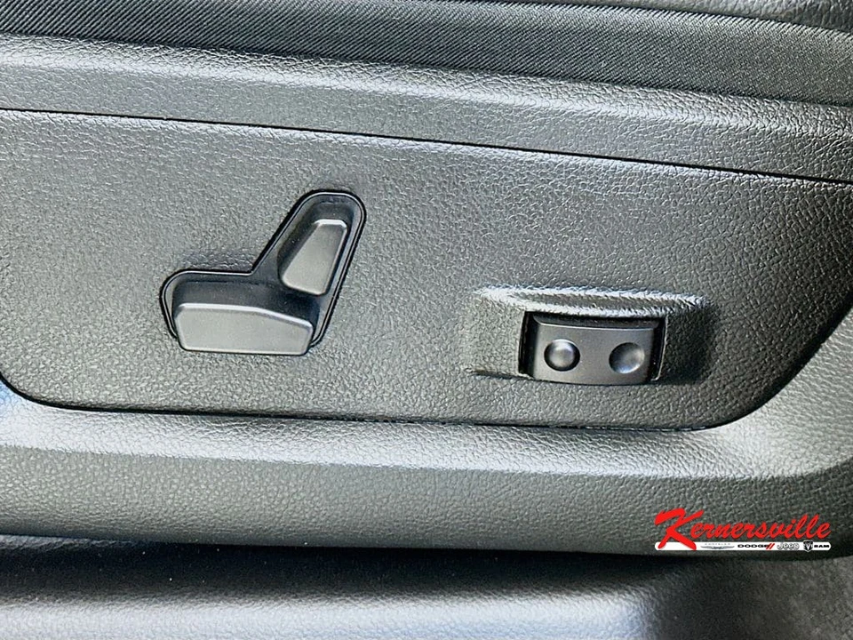 2026 Ram 4500 & 5500 - Image 22 of 24