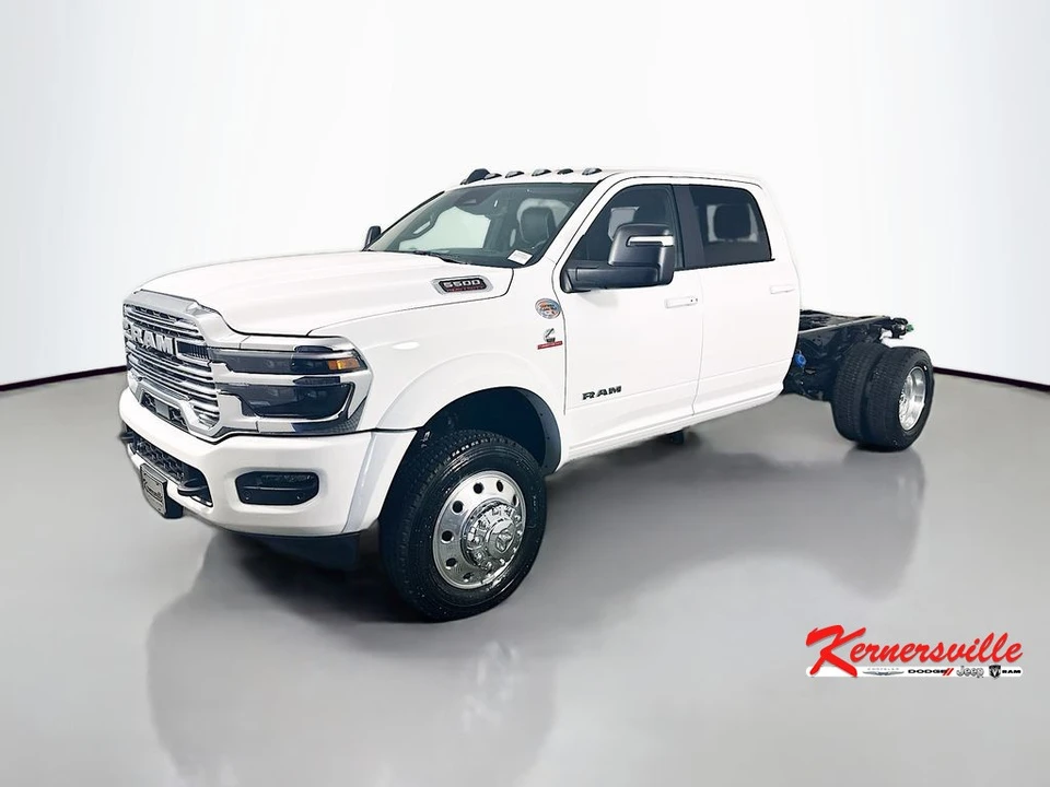 2026 Ram 4500 & 5500 - Image 3 of 12