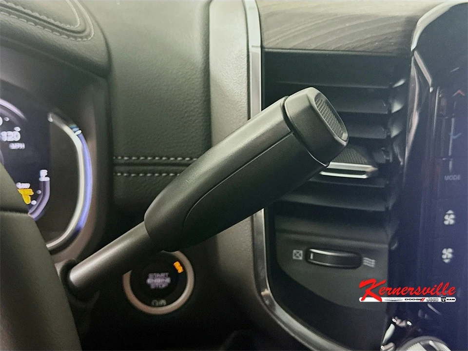 2026 Ram 4500 & 5500 - Image 12 of 20