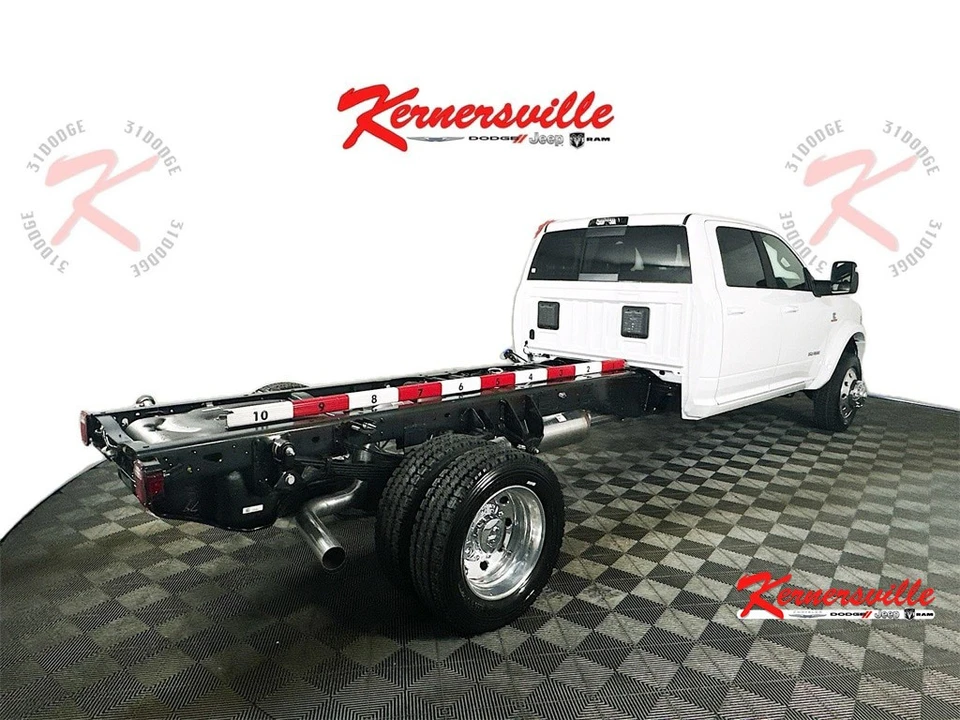 2026 Ram 4500 & 5500 - Image 7 of 20