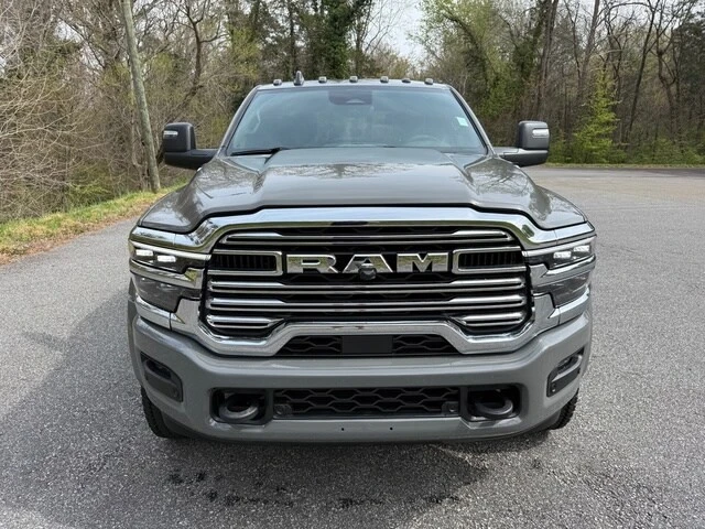 2026 Ram 4500 & 5500 - Image 4 of 21