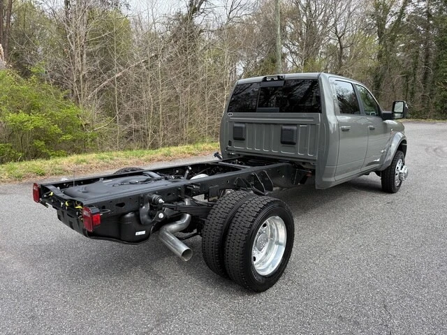 2026 Ram 4500 & 5500 - Image 7 of 21