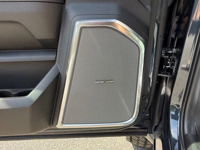 2026 Ram 4500 & 5500 - Image 14 of 21