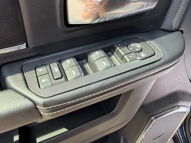2026 Ram 4500 & 5500 - Image 13 of 21