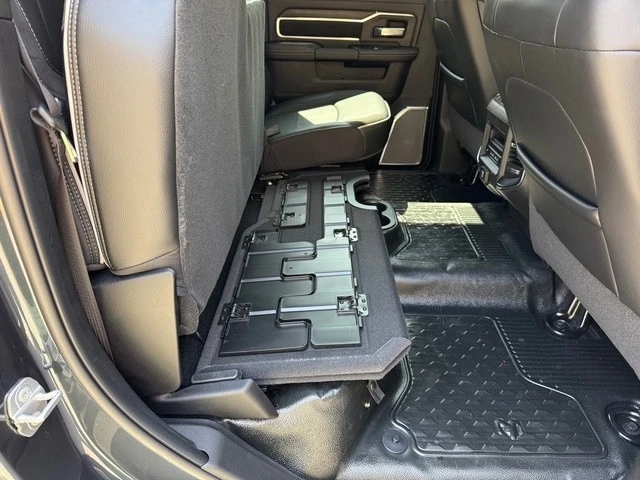 2026 Ram 4500 & 5500 - Image 20 of 21