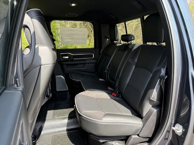 2026 Ram 4500 & 5500 - Image 16 of 21