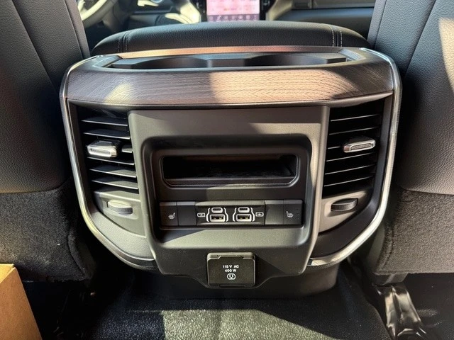2026 Ram 4500 & 5500 - Image 20 of 21