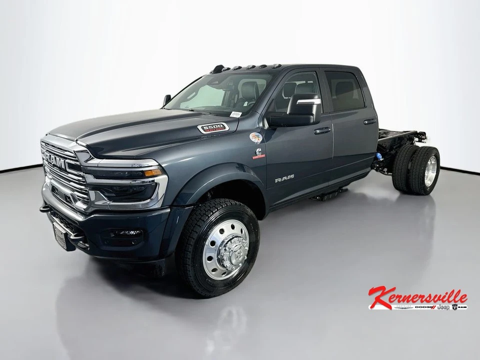 2026 Ram 4500 & 5500 - Image 3 of 20