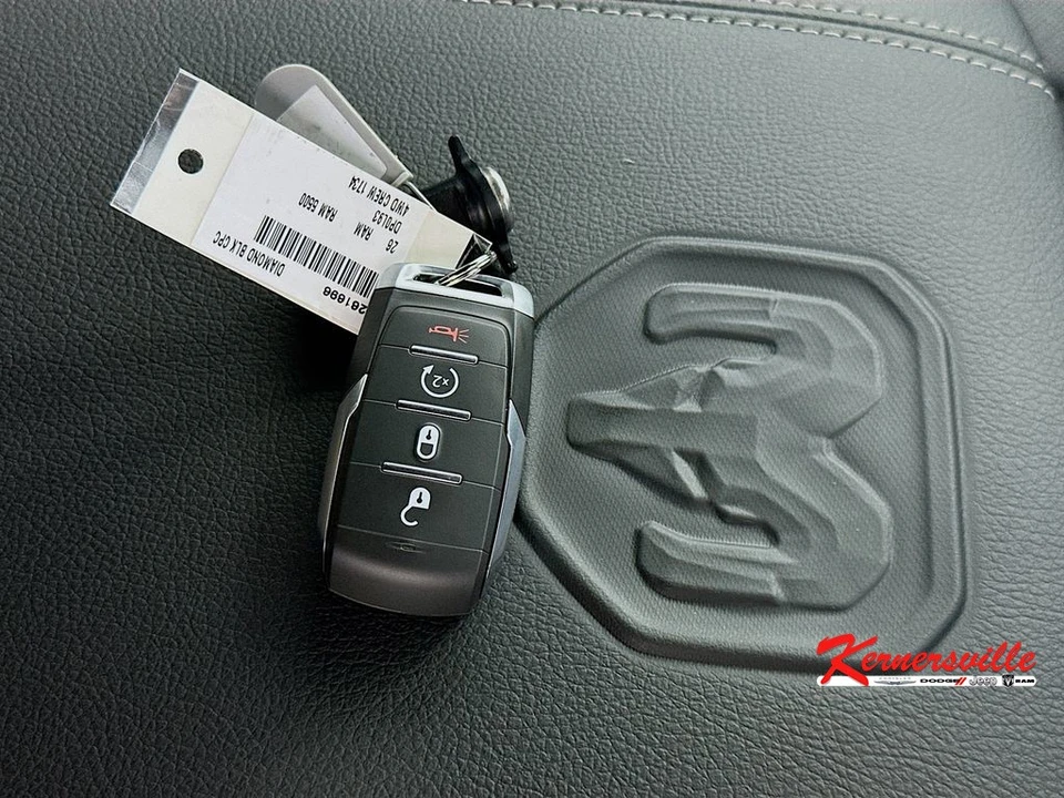 2026 Ram Heavy Duty - Image 18 of 19