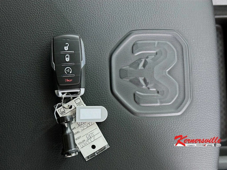 2026 Ram 4500 & 5500 - Image 20 of 22