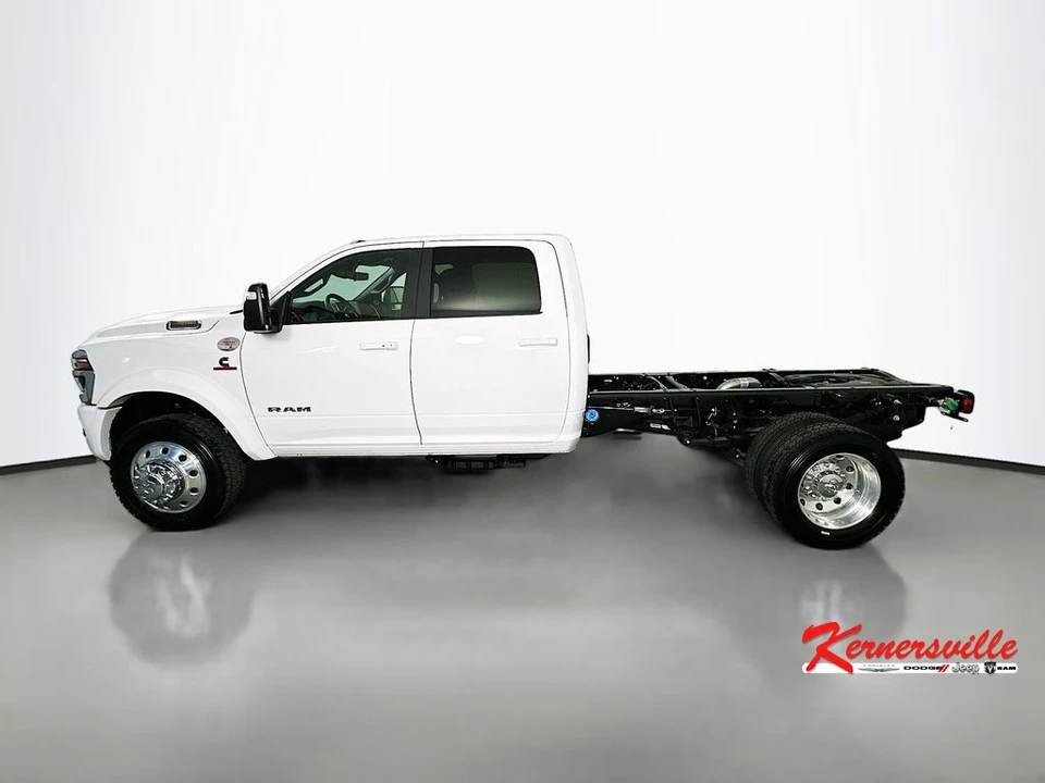 2026 Ram 4500 & 5500 - Image 4 of 21