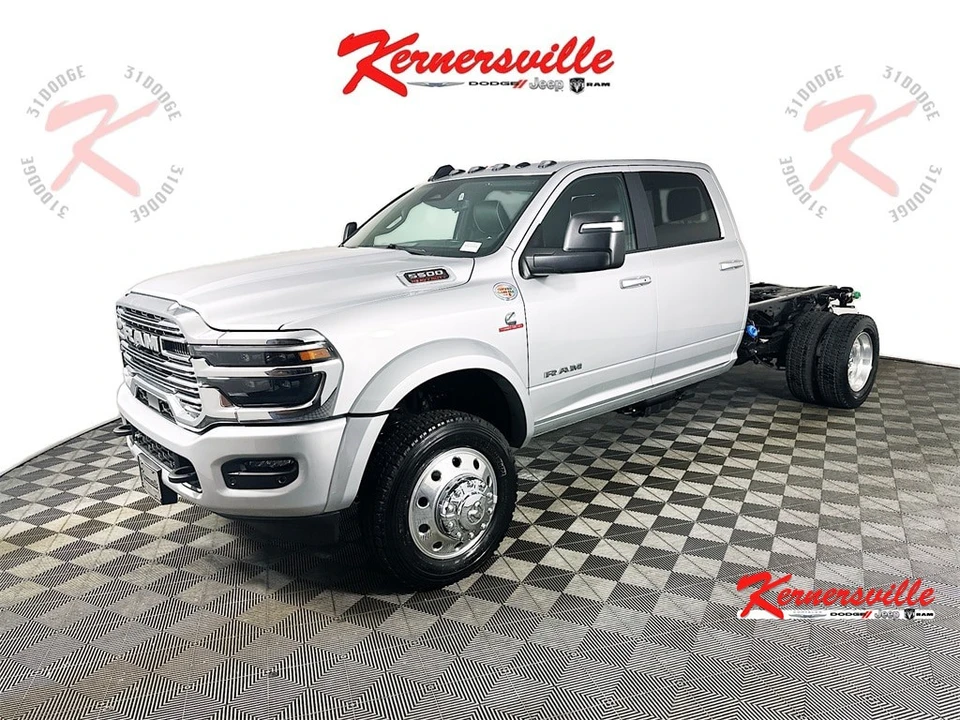 2026 Ram 4500 & 5500 - Image 3 of 20