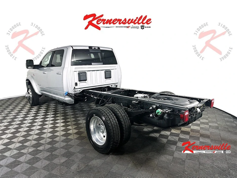 2026 Ram 4500 & 5500 - Image 5 of 20
