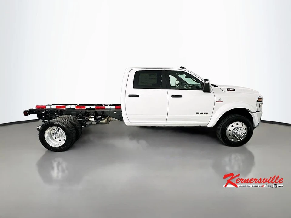 2026 Ram 4500 & 5500 - Image 8 of 20