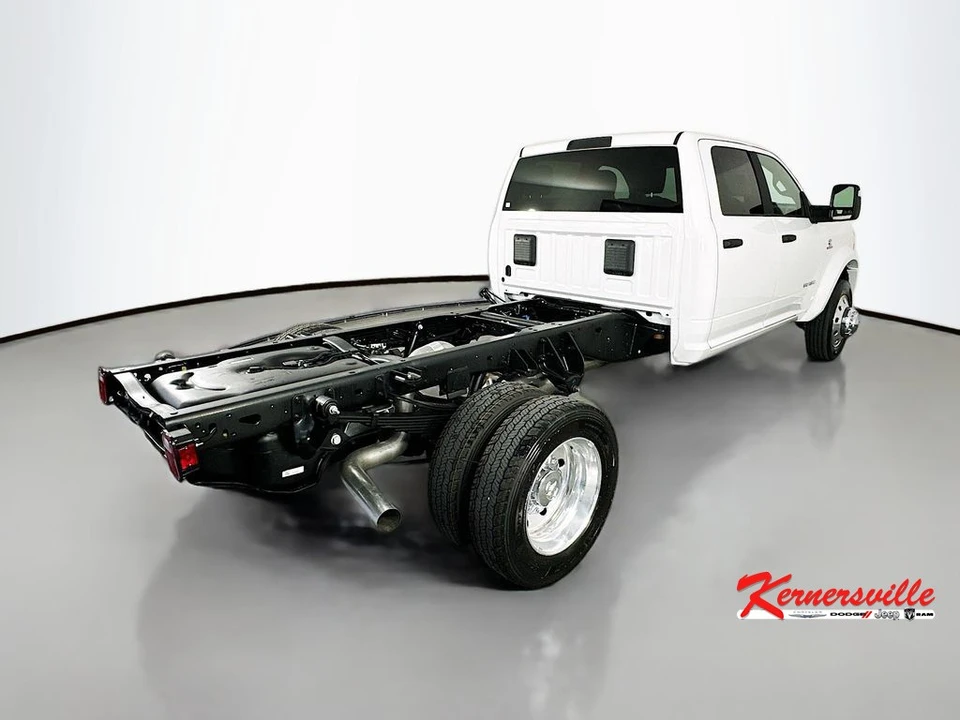 2026 Ram 4500 & 5500 - Image 7 of 20