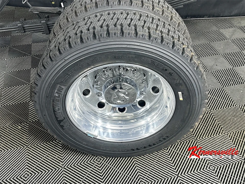 2026 Ram 4500 & 5500 - Image 15 of 19