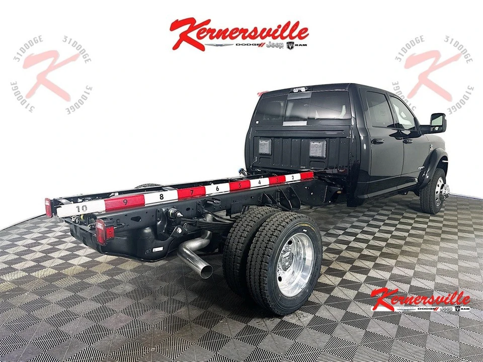 2026 Ram 4500 & 5500 - Image 7 of 19