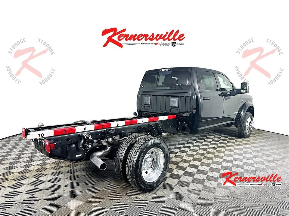 2026 Ram 4500 & 5500 - Image 7 of 21