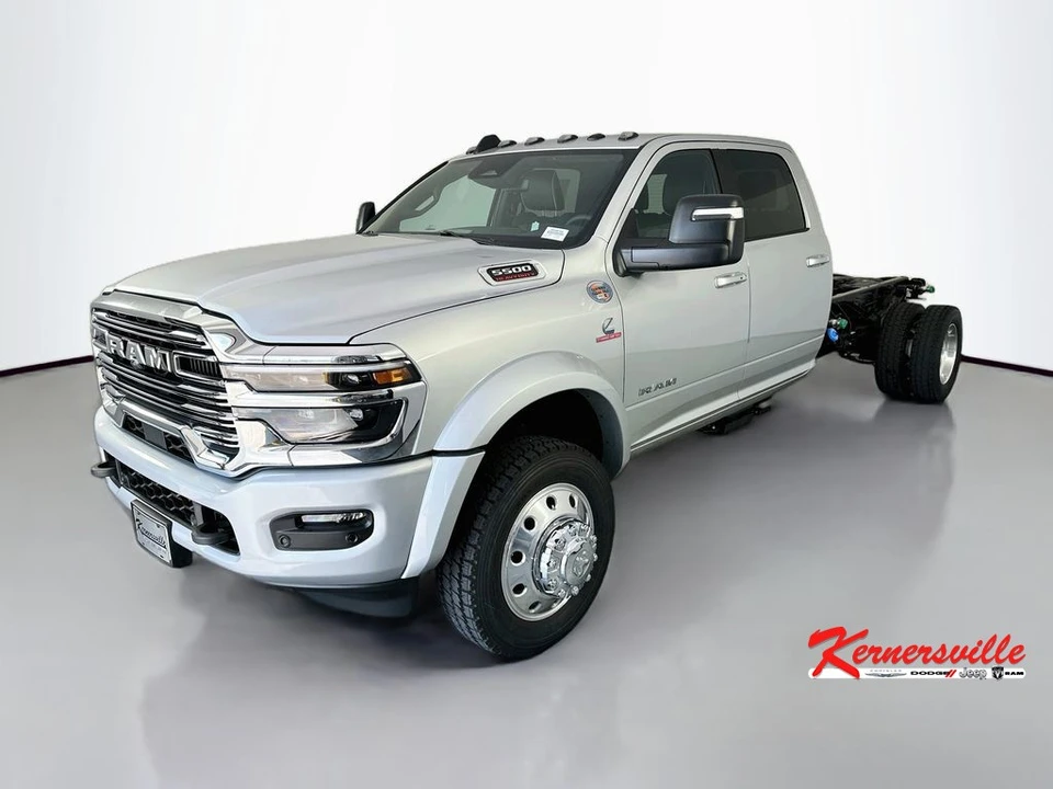 2026 Ram 4500 & 5500 - Image 3 of 21