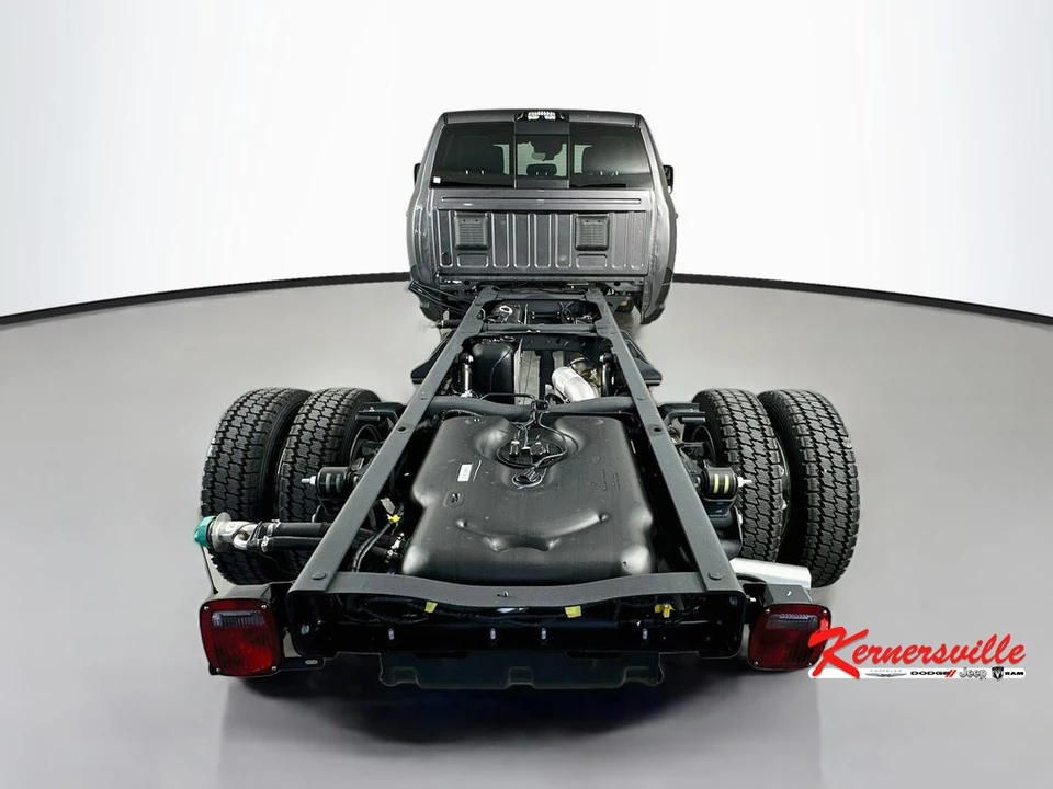 2026 Ram 4500 & 5500 - Image 6 of 21