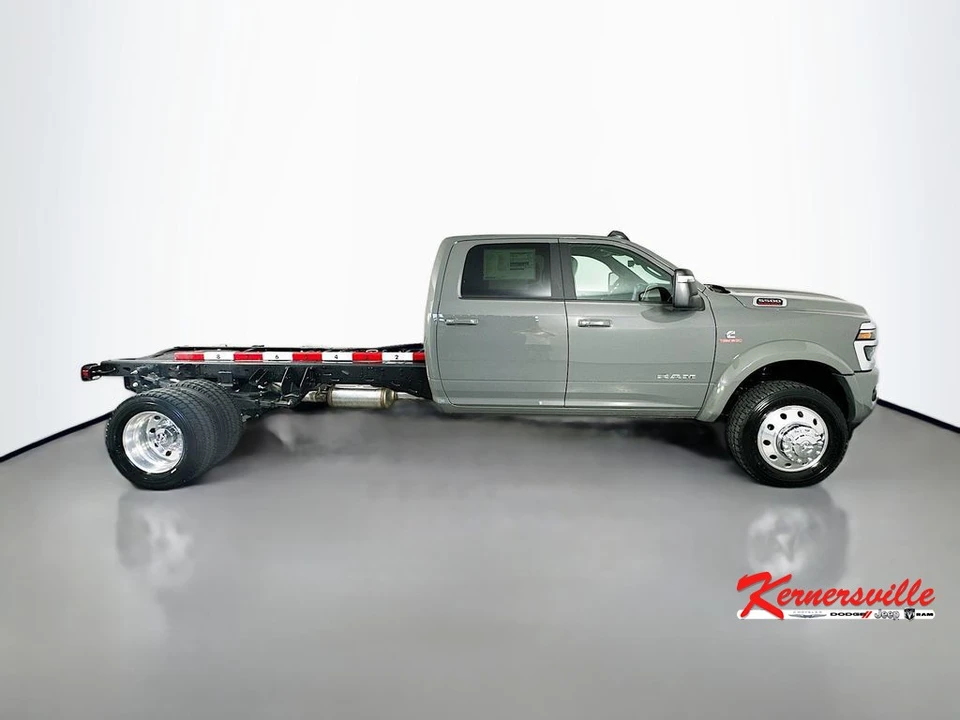 2026 Ram 4500 & 5500 - Image 8 of 19