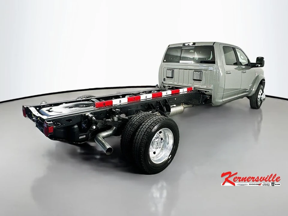 2026 Ram 4500 & 5500 - Image 7 of 19