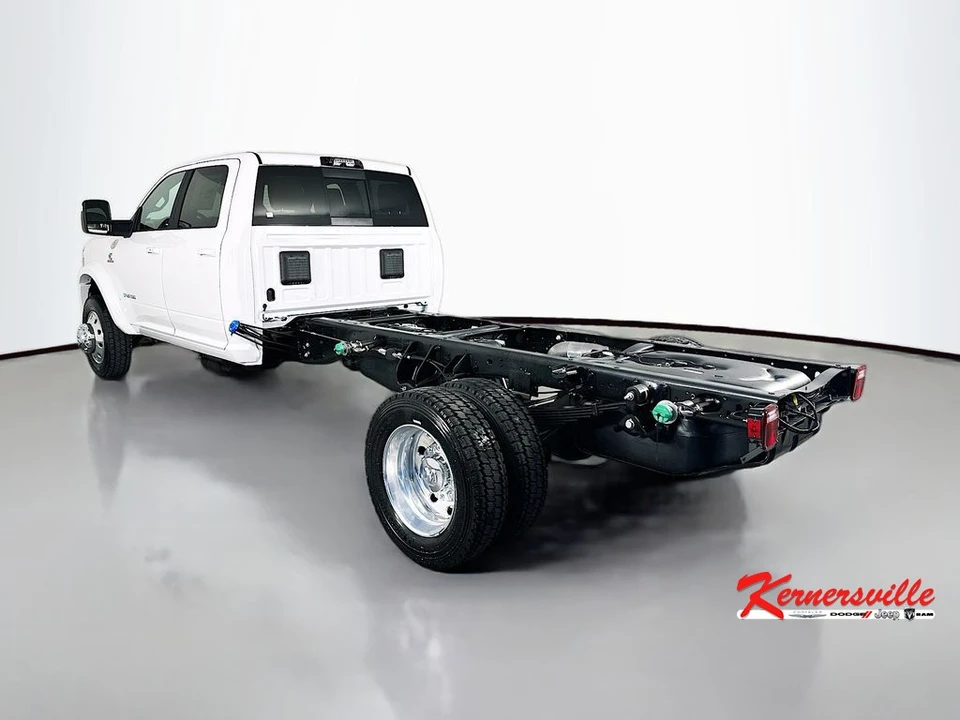 2026 Ram 4500 & 5500 - Image 6 of 21