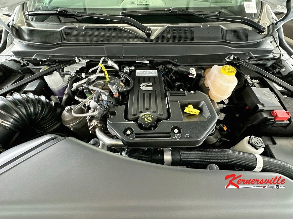 2026 Ram 4500 & 5500 - Image 16 of 20