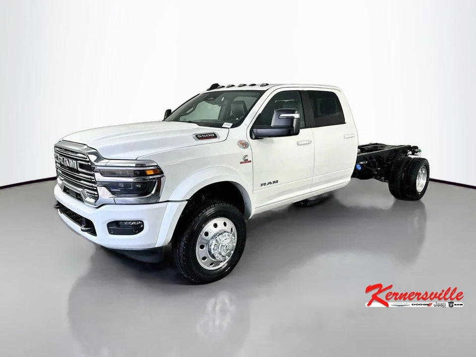 2026 Ram 4500 & 5500 - Image 3 of 20